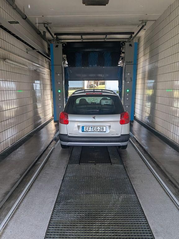 Gebraucht Peugeot 207 95 PS (69 kW) 2010 Grau Kombi