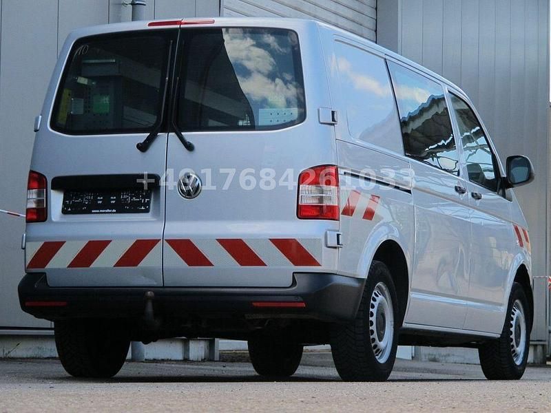 Gebraucht VW Transporter 140 PS (102 kW) 2014 Silber Van
