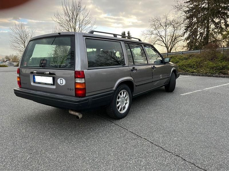 Gebraucht Volvo 940 116 PS (85 kW) 1993 Grau Limousine