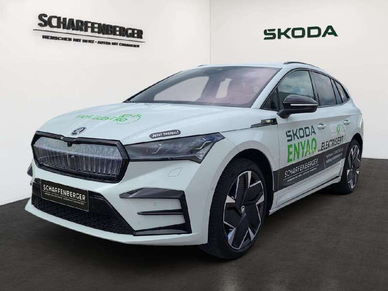 Moonweiß Gebraucht 2025 Skoda Enyaq iV RS SUV | 56.839 € (Fairer Preis) - Bild 1/4