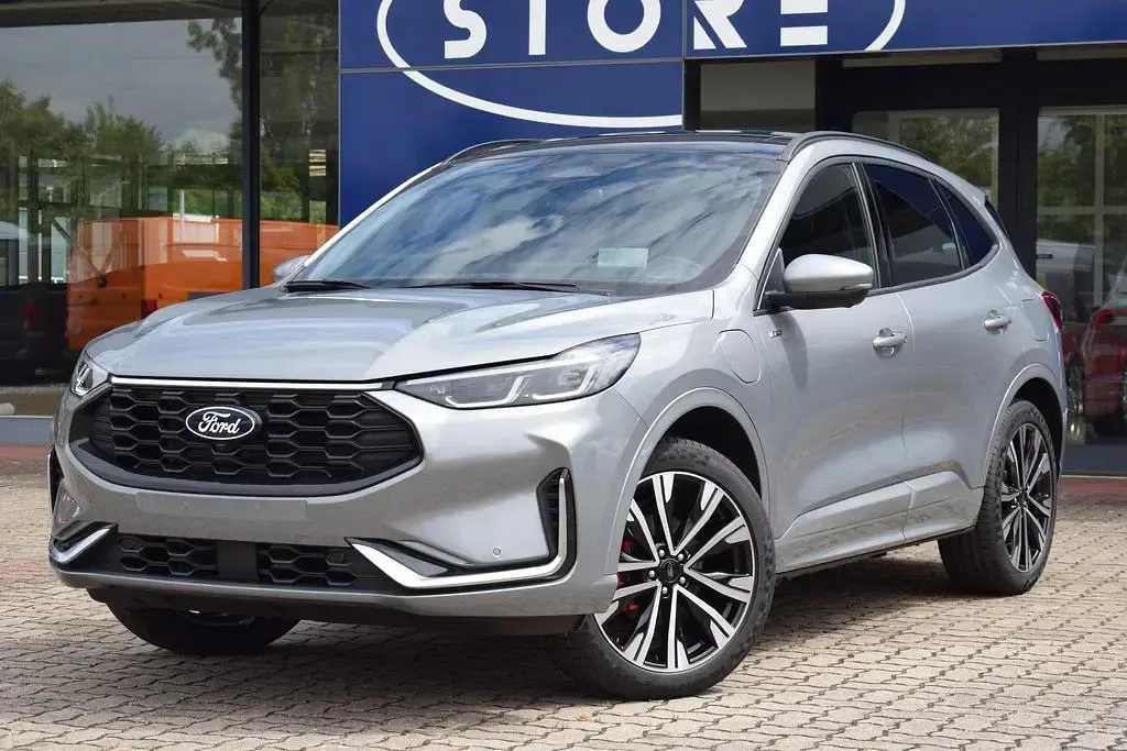 Neu Ford Kuga ST-Line X 242 PS (177 kW) 2026 Solar silber SUV