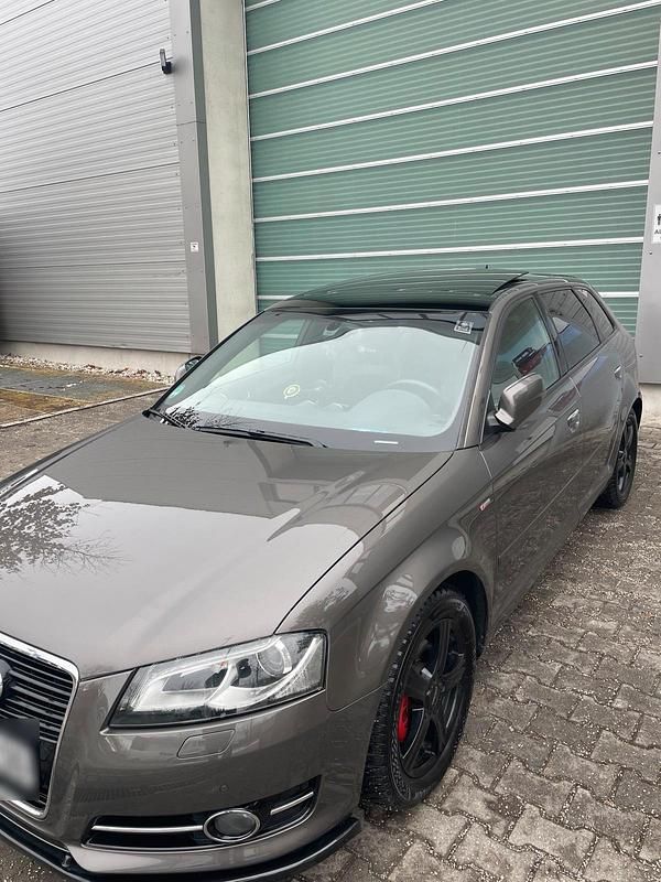 Gebraucht Audi A3 S-Line 140 PS (102 kW) 2011 Grau Kleinwagen