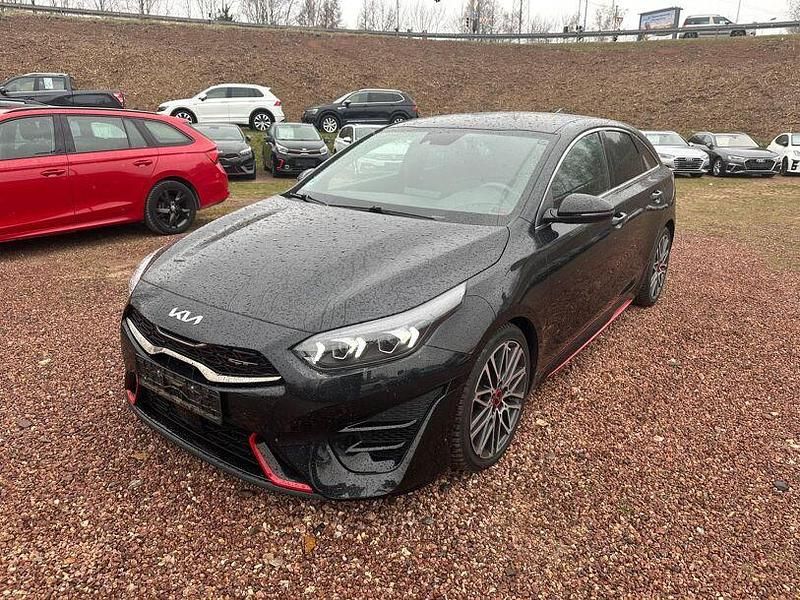 Gebraucht Kia ProCeed GT 204 PS (150 kW) 2021 (1k) zilinaschwarz met. Kombi