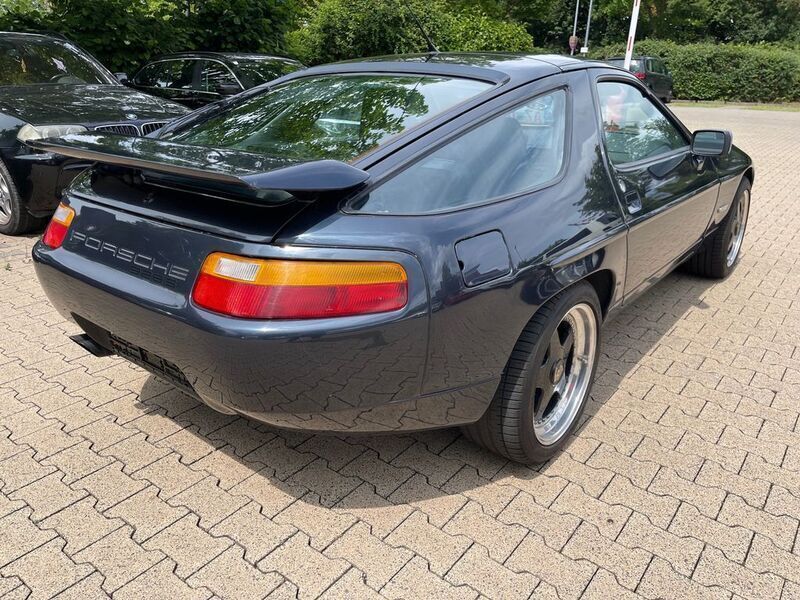 Second-hand Porsche 928 320 CP (235 kW) 1987 Albastru Coupe