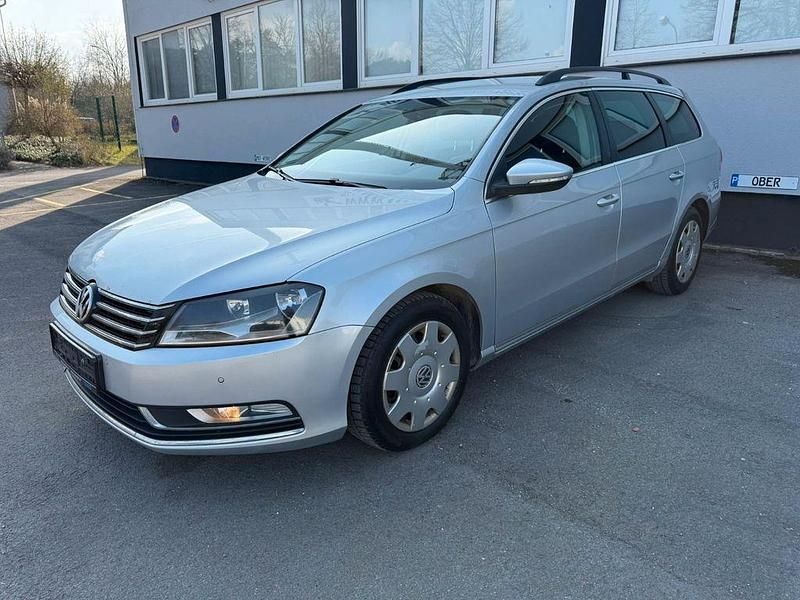 Gebraucht VW Passat 140 PS (102 kW) 2014 Silber Kombi