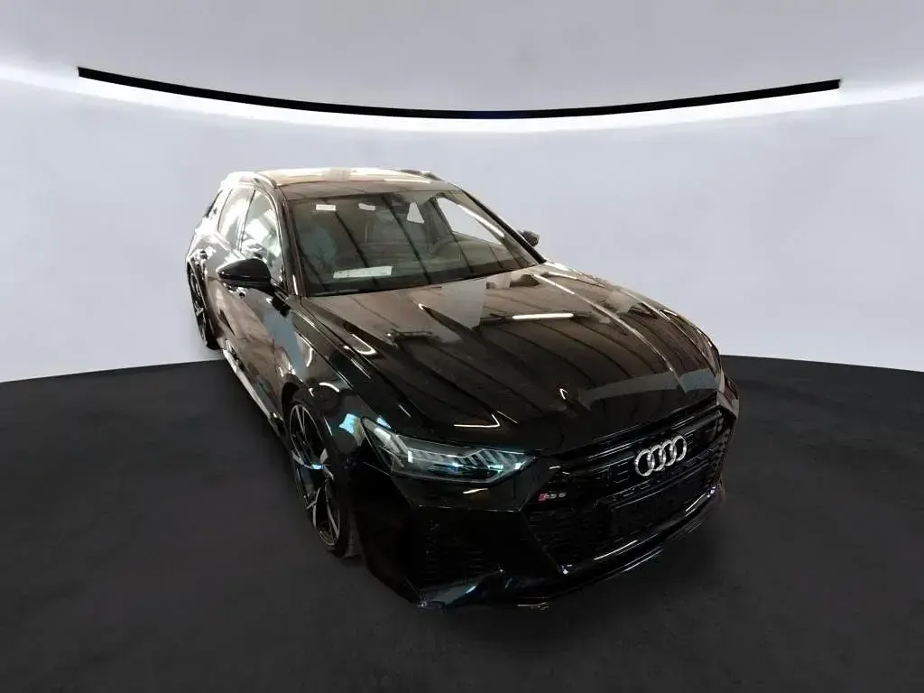 Używany Audi RS6 Ambiente 600 KM (441 kW) 2021 Czarny Kombi
