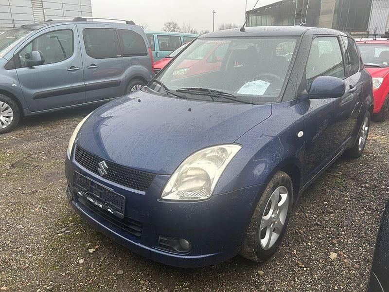 Gebraucht Suzuki Swift 92 PS (67 kW) 2007 Blau Kleinwagen
