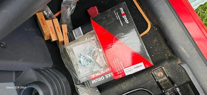 Gebraucht Mitsubishi Colt 75 PS (55 kW) 2007 Rot Kleinwagen