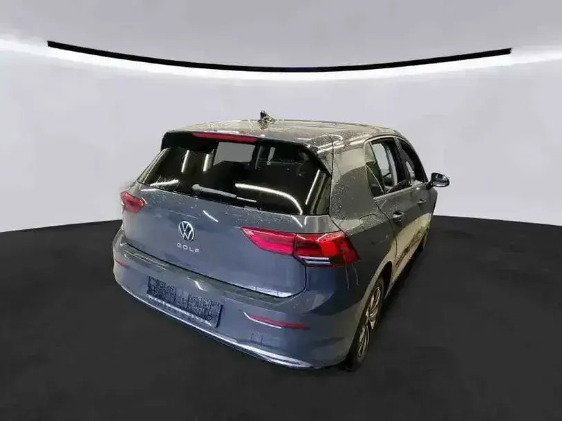 Gebraucht VW Golf VIII Move 110 PS (80 kW) 2024 Grau Limousine
