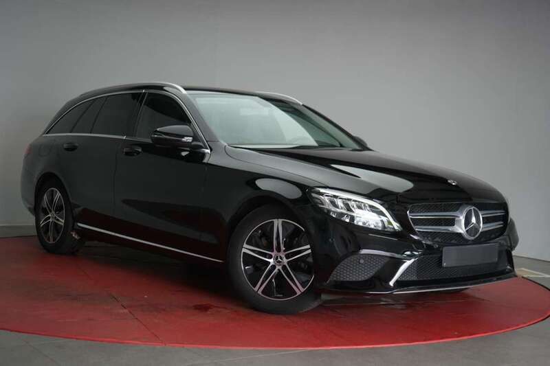 Inval. black Gebraucht 2020 Mercedes C220 Avantgarde Kombi | 25.990 € (Guter Preis) - Bild 1/4