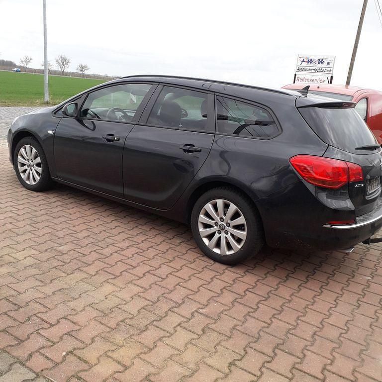 Gebraucht Opel Astra Style 165 PS (121 kW) 2015 Schwarz Kombi