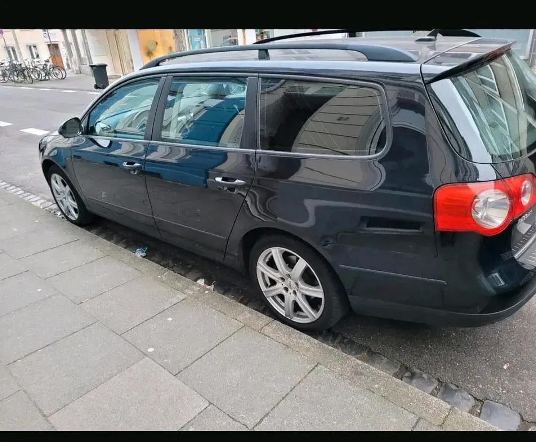 Gebraucht VW Passat 160 PS (117 kW) 2008 Schwarz Kombi