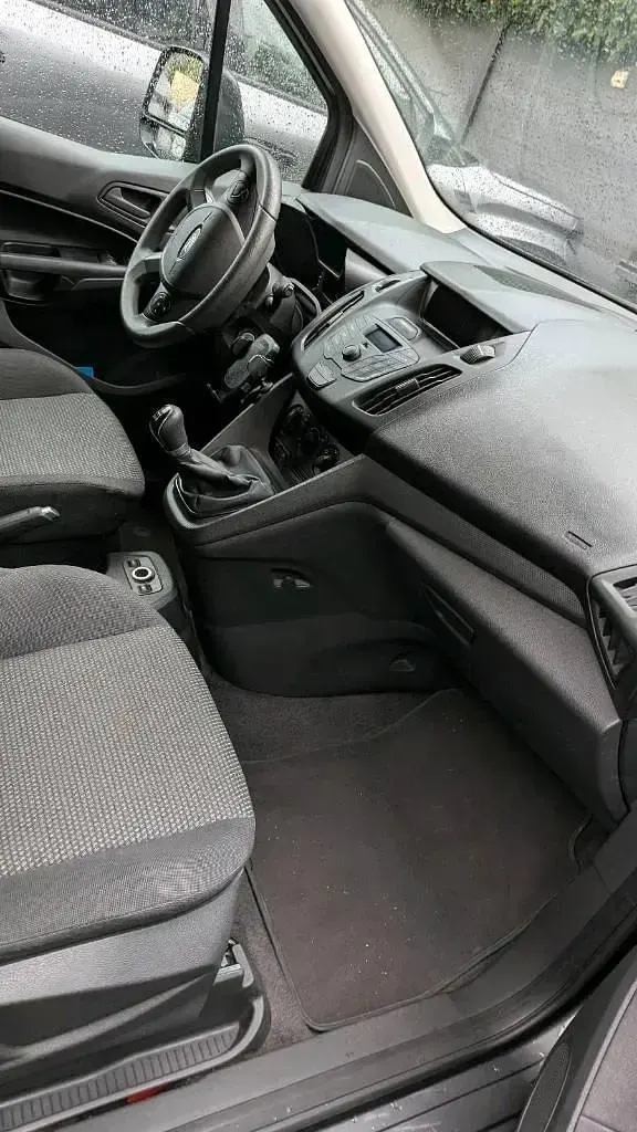 Gebraucht Ford Tourneo Connect 100 PS (73 kW) 2016 Grau Van / Kleinbus