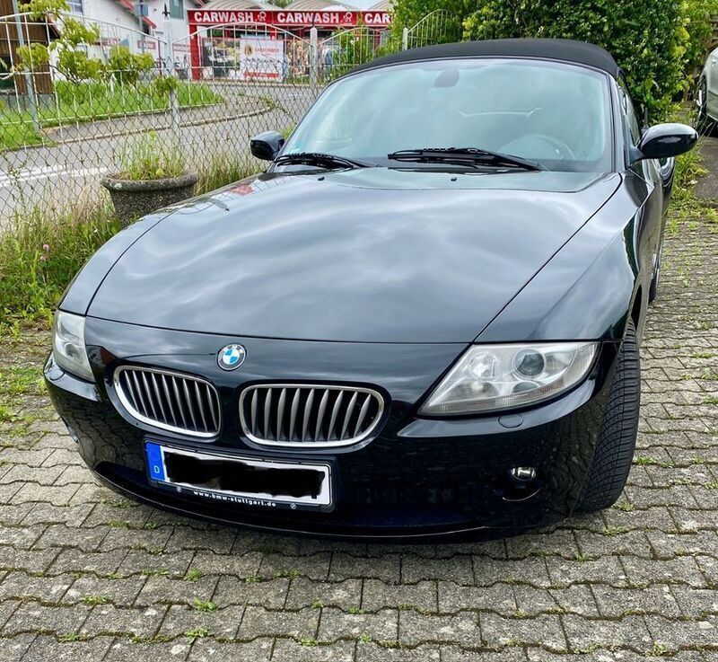 Schwarz Gebraucht 2005 BMW Z4 Performance Cabrio | 16.000 € (Fairer Preis) - Bild 1/4