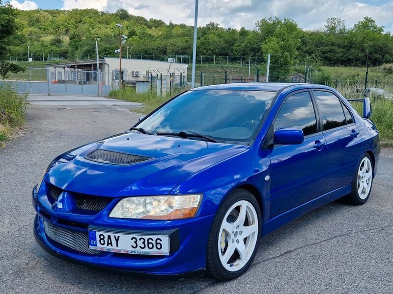 Blau Gebraucht 2005 Mitsubishi Lancer Limousine | 55.000 € - Bild 1/4