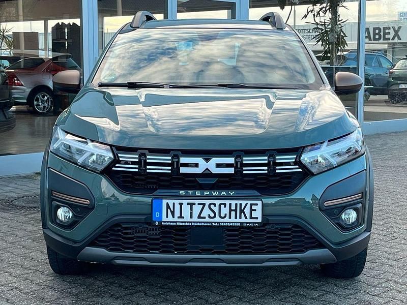 Gebraucht Dacia Sandero Extreme 101 PS (74 kW) 2024 Grün SUV