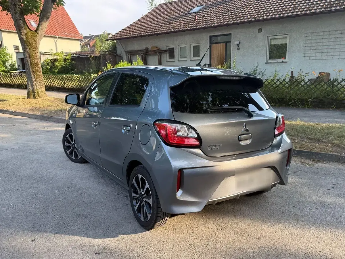 Gebraucht Mitsubishi Space Star Spirit+ 71 PS (52 kW) 2022 Grau Kleinwagen