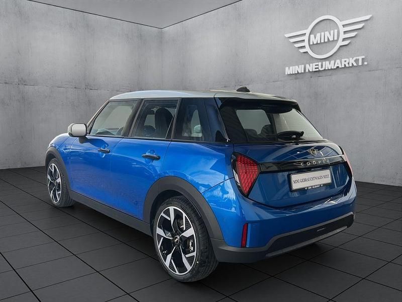 Gebraucht Mini Cooper 156 PS (114 kW) 2024 Blau Kleinwagen