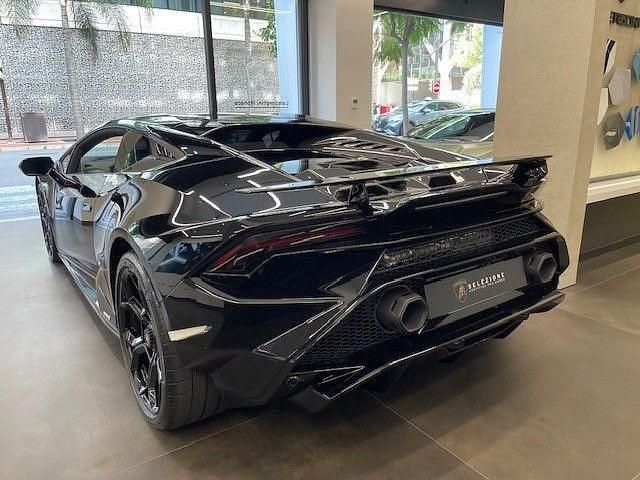 Gebraucht Lamborghini Huracán 640 PS (470 kW) 2023 Schwarz