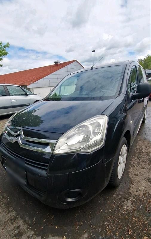 Schwarz Gebraucht 2011 Citroën Berlingo Van / Kleinbus | 3.990 € (Guter Preis) - Bild 1/4
