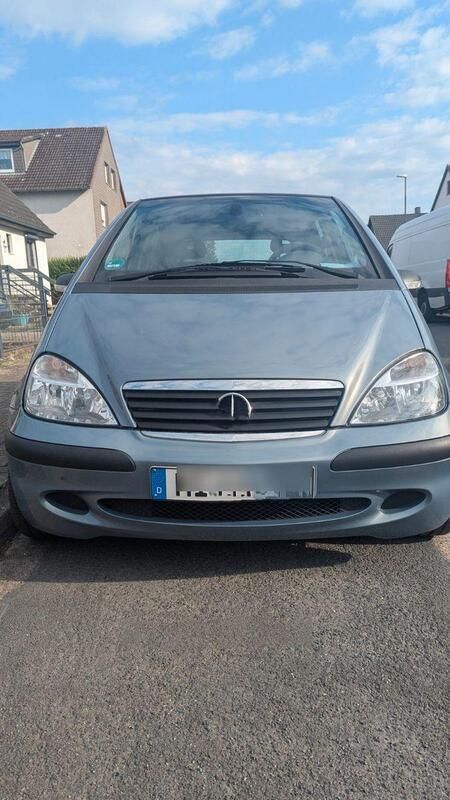 Blau Gebraucht 2004 Mercedes A140 Avantgarde Kleinwagen | 3.200 € (Fairer Preis) - Bild 1/4