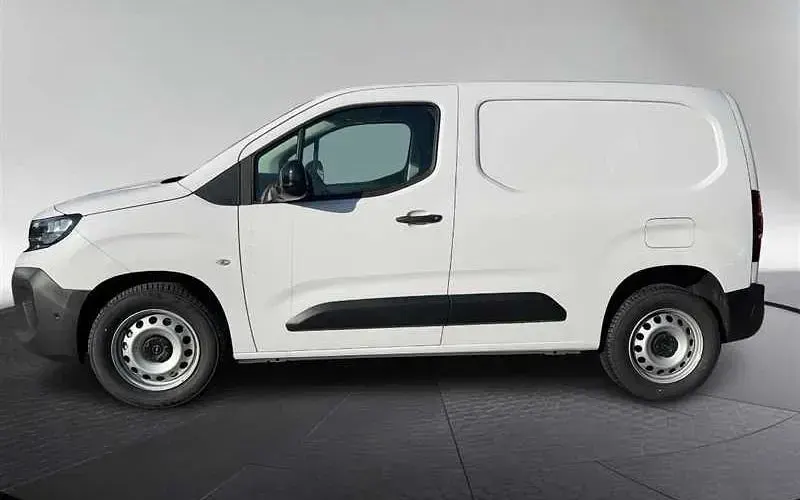 Neu Opel Combo 110 PS (80 kW) 2025 Weiß Van / Kleinbus
