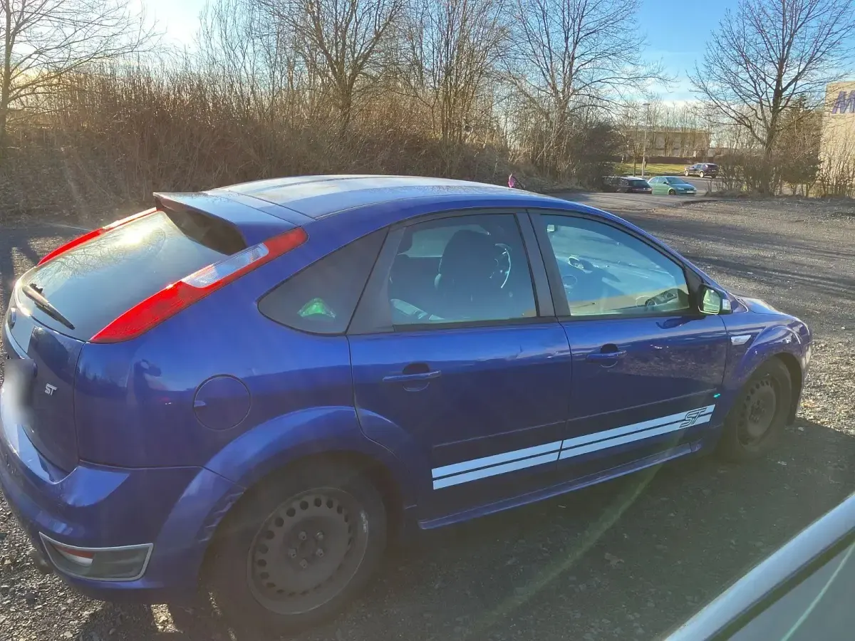 Gebraucht Ford Focus ST 226 PS (166 kW) 2007 Blau Limousine