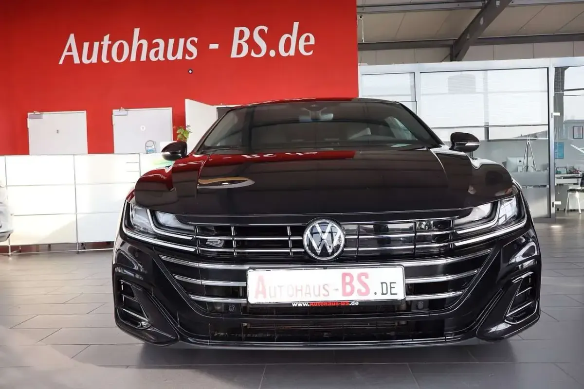 Gebraucht VW Arteon R-line 218 PS (160 kW) 2022 Deep black perleffekt Kombi
