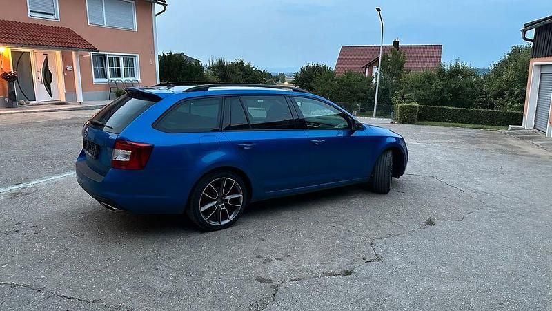 Gebraucht Skoda Octavia RS 184 PS (135 kW) 2014 Blau Kleinwagen