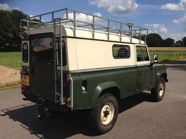 Gebraucht Land Rover Defender 109 PS (80 kW) 1984 Grün SUV