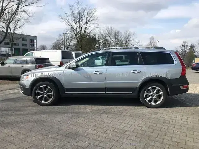 Gebraucht Volvo XC70 Ocean Race 185 PS (136 kW) 2009 Silber Kombi