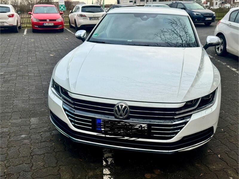 Weiß Gebraucht 2018 VW Arteon Elegance Limousine | 26.600 € (Fairer Preis) - Bild 1/4