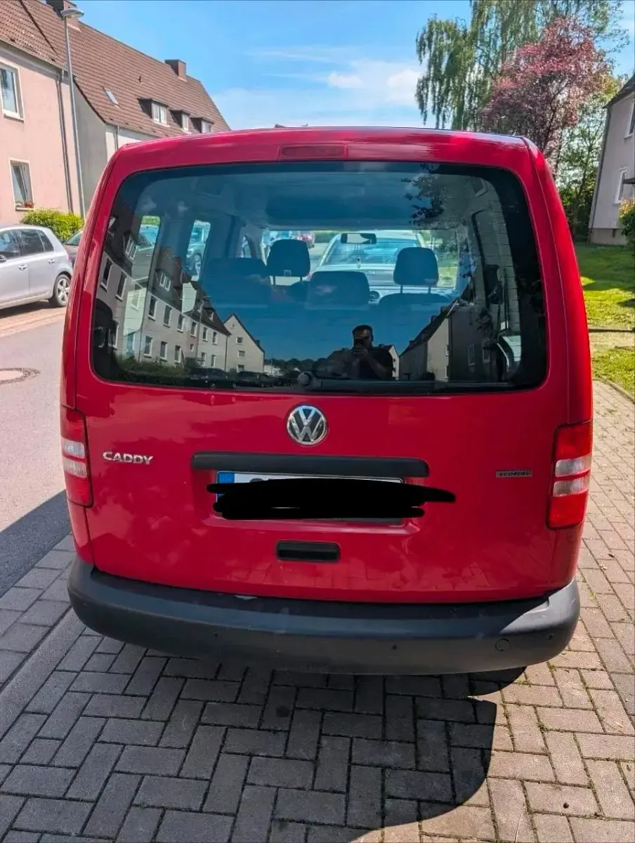 Gebraucht VW Caddy 109 PS (80 kW) 2013 Rot Van / Kleinbus
