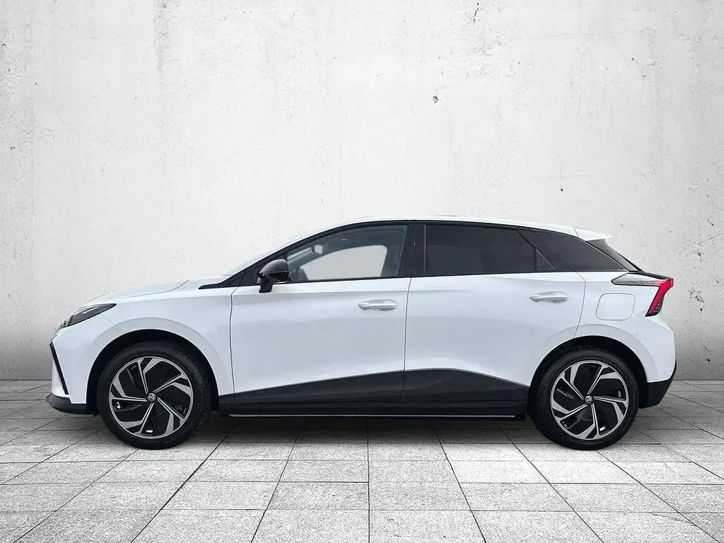 Occasion MG MG4 EV 139 kW (190 ch) 2026 Blanc Citadine
