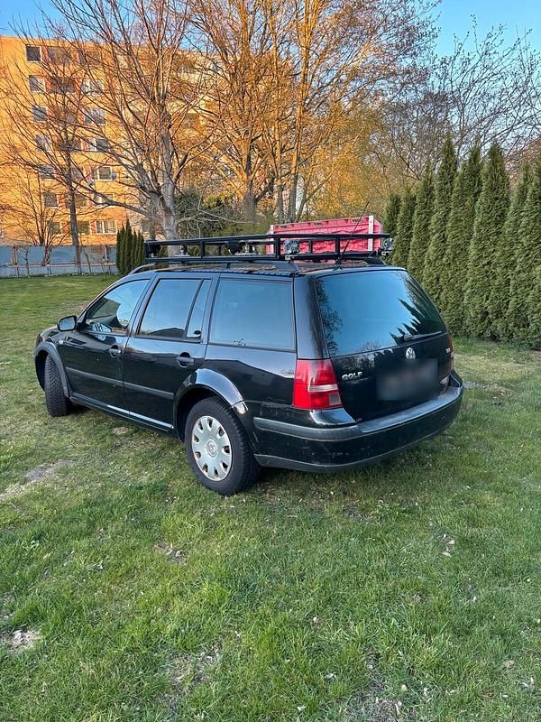 Gebraucht VW Golf IV 101 PS (74 kW) 2005 Schwarz Kombi