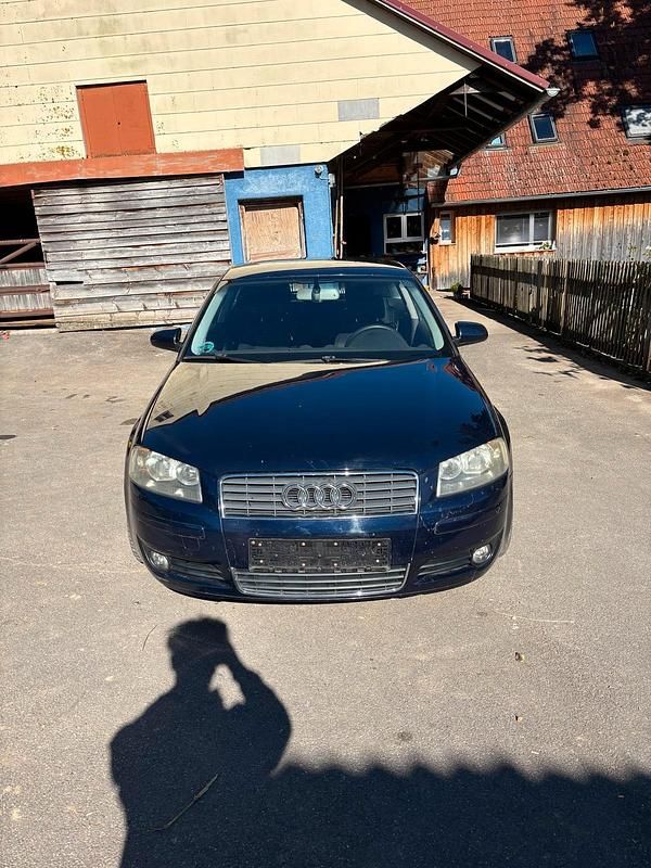 Blau Gebraucht 2005 Audi A3 Coupé | 3.500 € (Guter Preis) - Bild 1/4
