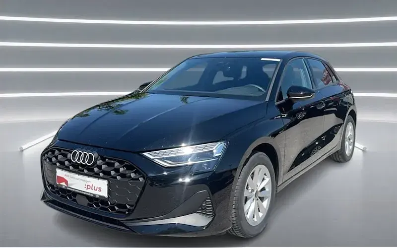 Gebraucht Audi A3 Ambiente 116 PS (85 kW) 2025 Limousine