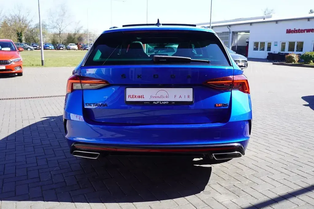 Gebraucht Skoda Octavia RS 200 PS (147 kW) 2023 Blau Kombi