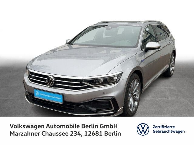 Gebraucht VW Passat GTE 218 PS (160 kW) 2022 Pyritsilber metallic Kombi