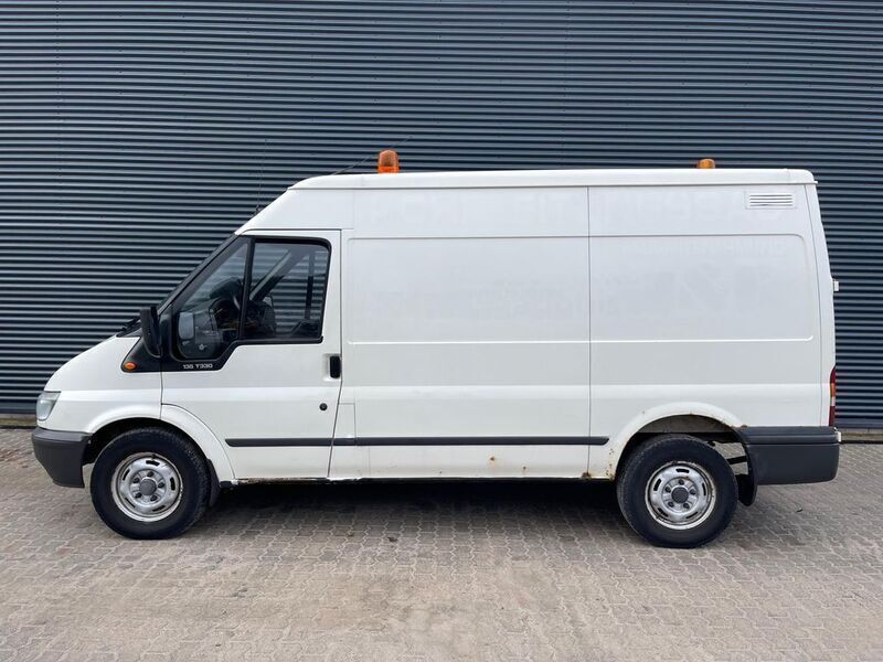 Weiß Gebraucht 2004 Ford Transit | 2.500 € - Bild 1/4
