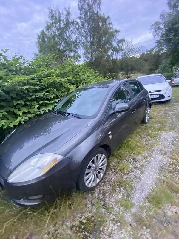 Gebraucht Fiat Bravo Emotion 120 PS (88 kW) 2007 Grau Kleinwagen