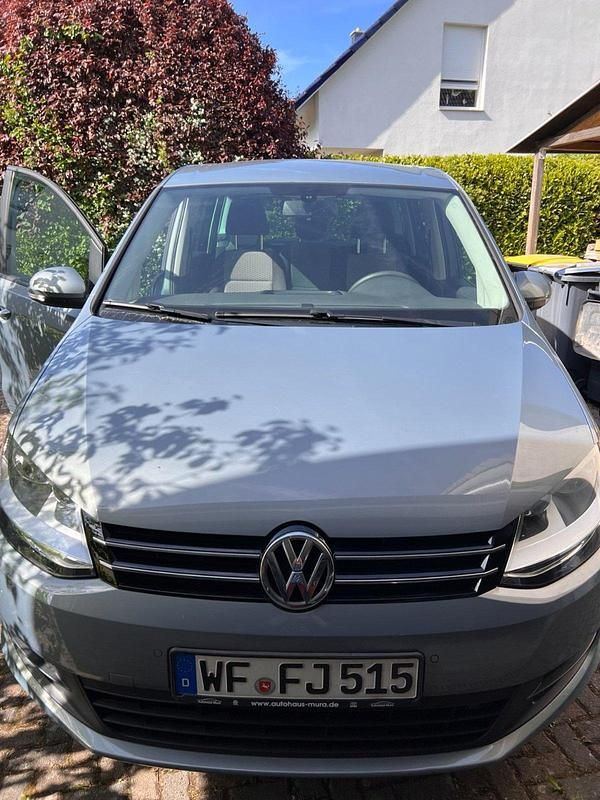 Gebraucht VW Sharan 140 PS (102 kW) 2013 Grau Van / Kleinbus