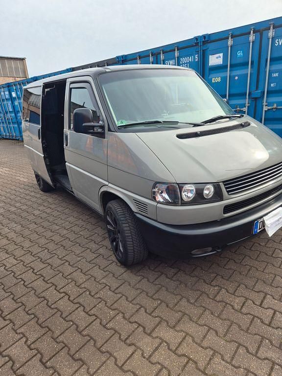 Second-hand VW T4 102 CP (75 kW) 2001 Gri Van