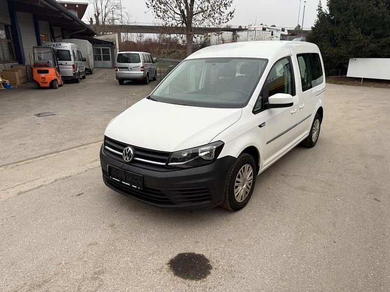 Gebraucht VW Caddy Trendline 102 PS (75 kW) 2016 Weiß Van / Kleinbus
