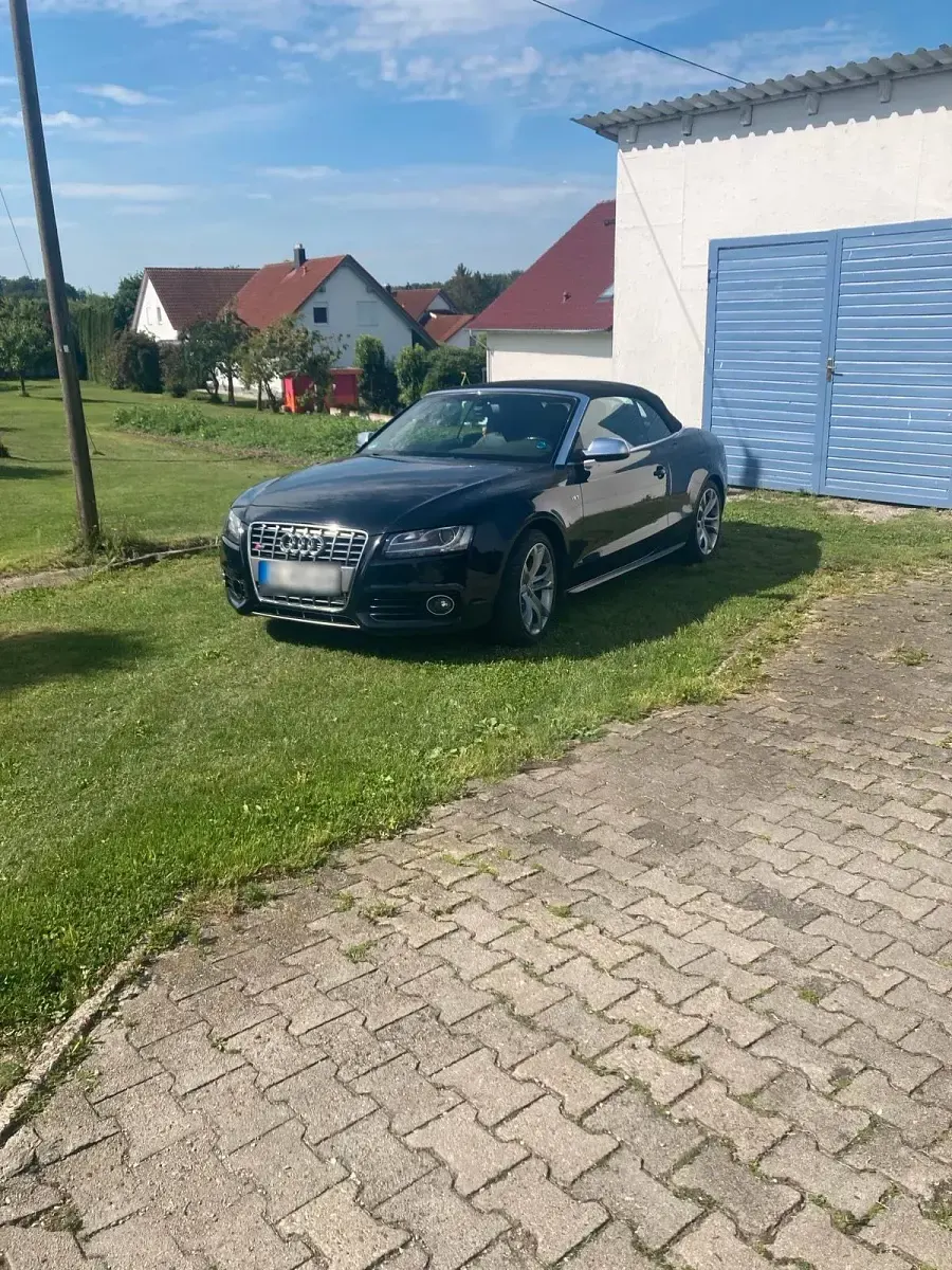 Gebraucht Audi Cabriolet 330 PS (242 kW) 2009 Schwarz Cabrio