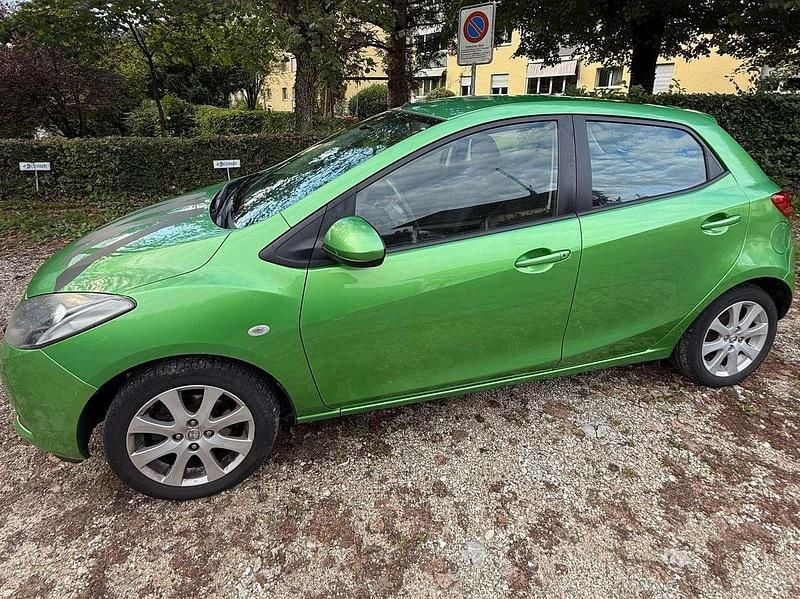 Gebraucht Mazda 2 Impuls 75 PS (55 kW) 2009 Limousine