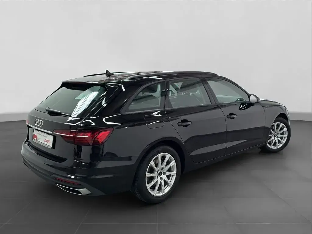 Gebraucht Audi A4 Business 204 PS (150 kW) 2024 Brillantschwarz Kombi