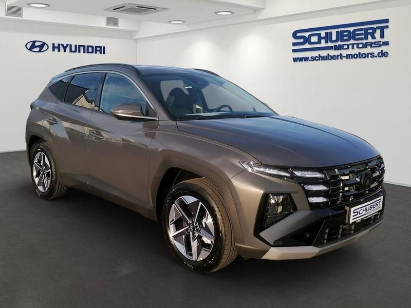 Neu Hyundai Tucson Trend 160 PS (117 kW) 2025 Grau SUV