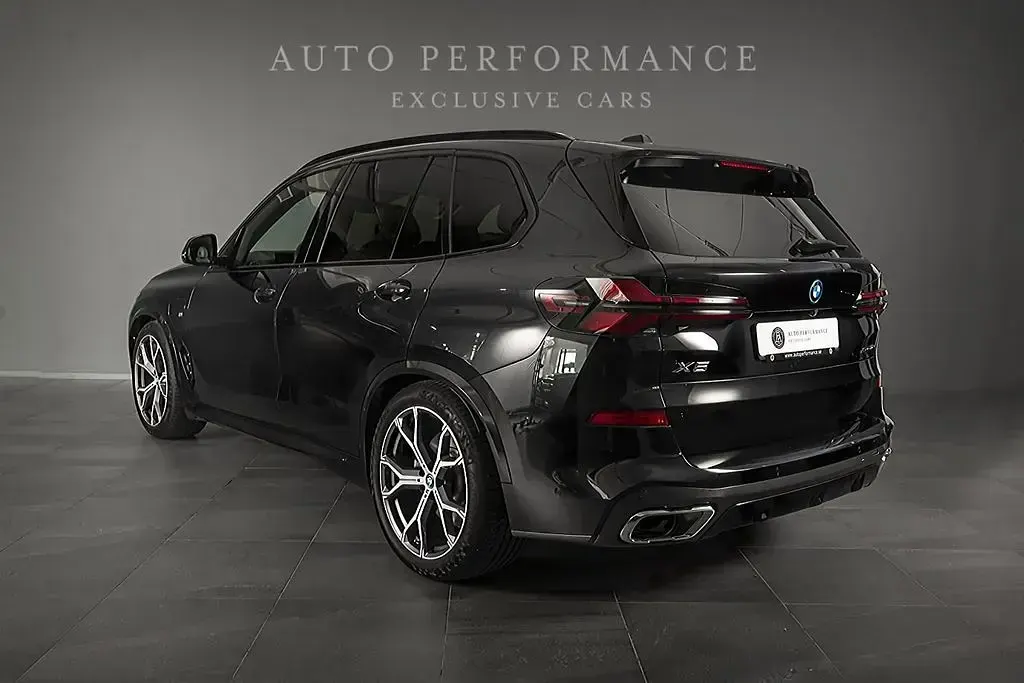 Gebraucht BMW X5 M Sport 313 PS (230 kW) 2025 Schwarz SUV