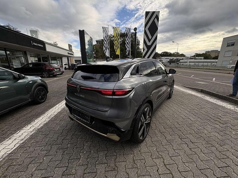 Gebraucht Renault Megane E-Tech Iconic 160 kW (218 PS) 2022 Grau Limousine
